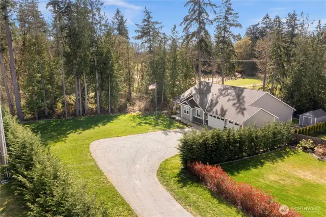 Wonderful corner lot with so much parking!