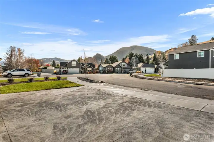 View looking south - Castlerock