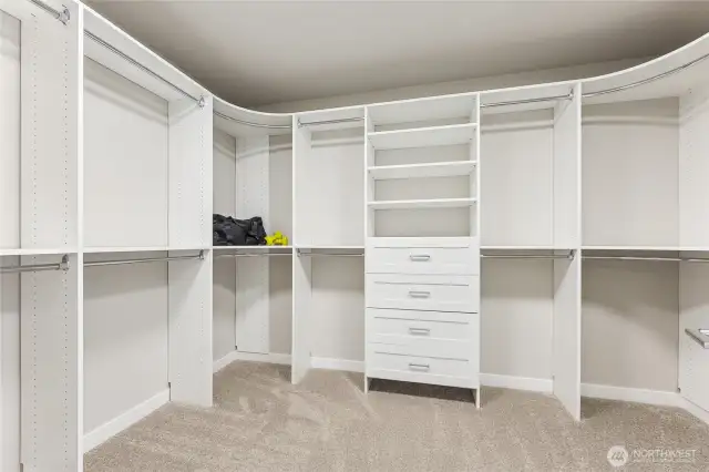 Primary Closet includes organizers! Photos are for representational purposes only.  Colors and options may vary.