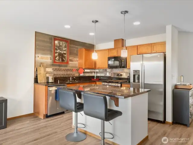 With new matching SS refrigerator, dishwasher and range, really sharpen up your new kitchen!