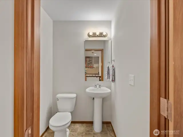 Downstairs 1/2 bath