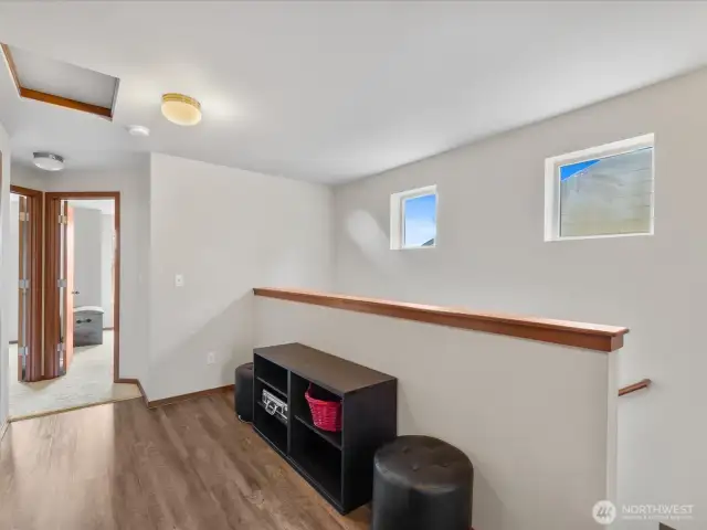 More room with this extra-wide 2nd floor landing. Perfect for a desk and/or work space