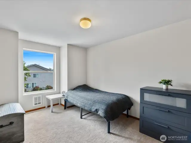 2nd bedroom