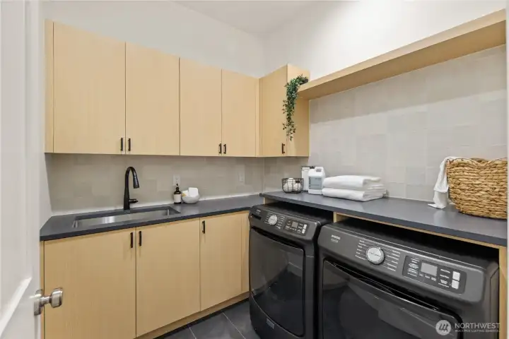 Interior photos are from 16654 model home. 16656 is similar.