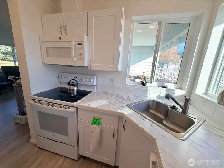 Beautiful countertop and all newer appliances