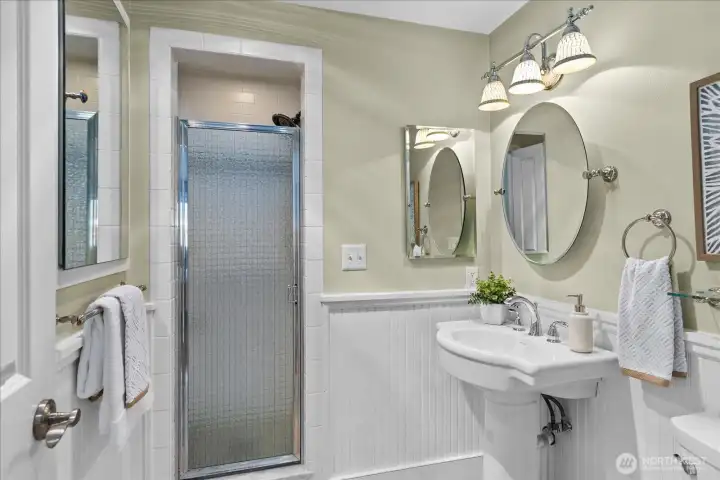 3/4 bath for 2nd primary