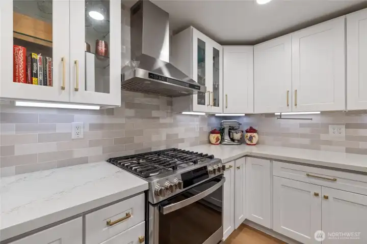 Enjoy your brand new smart stove with air frying capabilities