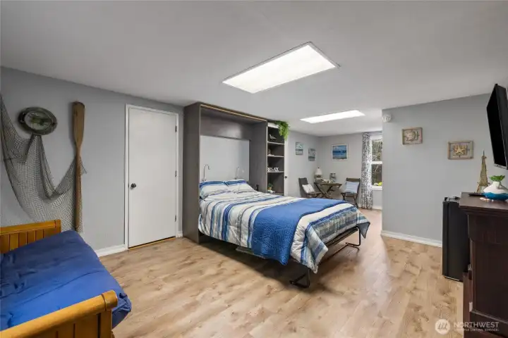 Studio above detached shop w 3/4 bath