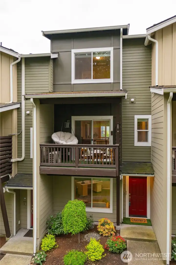 North entry view of home