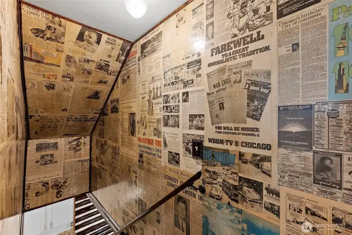 History buffs, you'll appreciate this literal wall of history! Real newspapers from many years ago, decoupaged by the seller. Take a moment to take this is. Really a work of art! Priceless! History buffs, you'll appreciate this literal wall of history! Real newspapers from many years ago, decoupaged by the seller. Take a moment to take this is. Really a work of art! Priceless!
