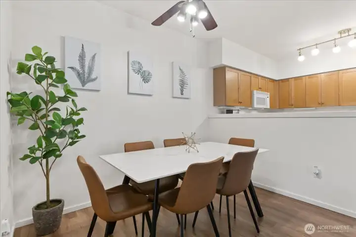 Spacious dining area provides plenty of room for hosting!