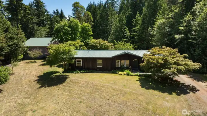 Beautiful home and extra large shop on 2.4 acres Beautiful home and extra large shop on 2.4 acres