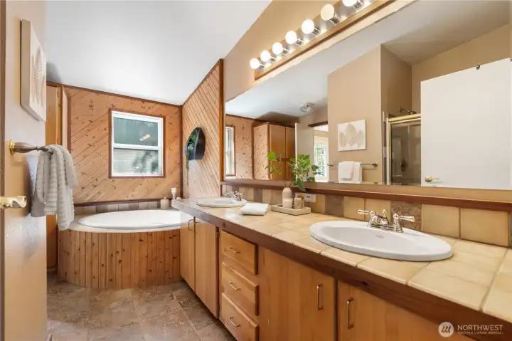 5-piece Primary Suite with soaking tub 5-piece Primary Suite with soaking tub