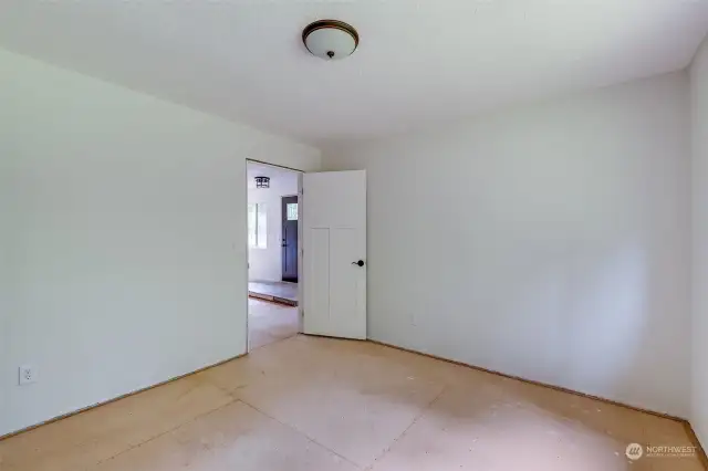 2nd Bedroom