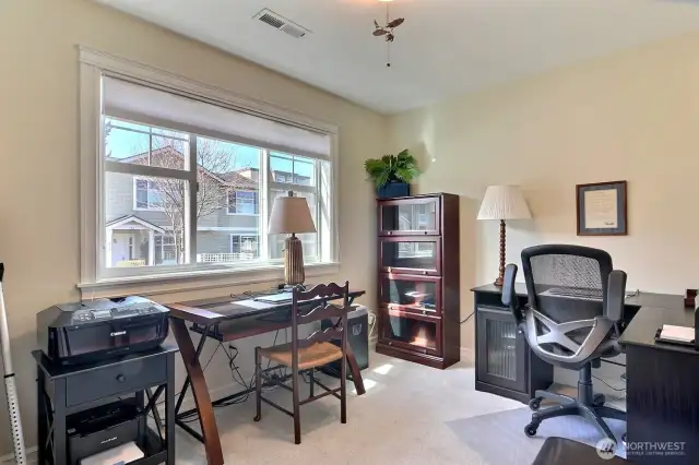 Convenient office close to entry way