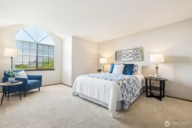 Large Primary Suite!