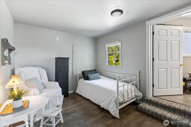 possible bed 4 on main