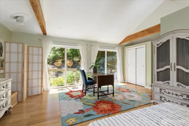 Come home to Whidbey Island!
