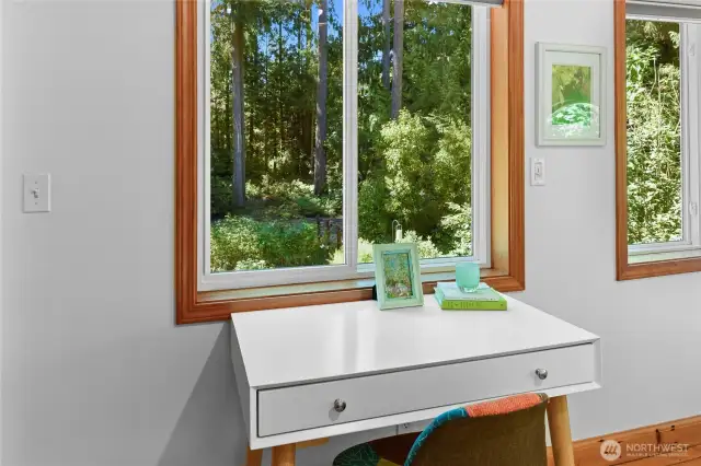 Every outlook from windows is beautiful greenery!