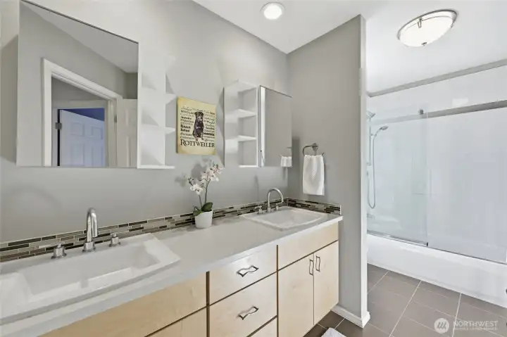 Full bathroom adjacent to Bedrooms #2,3 and 4 (currently used as a bonus room).