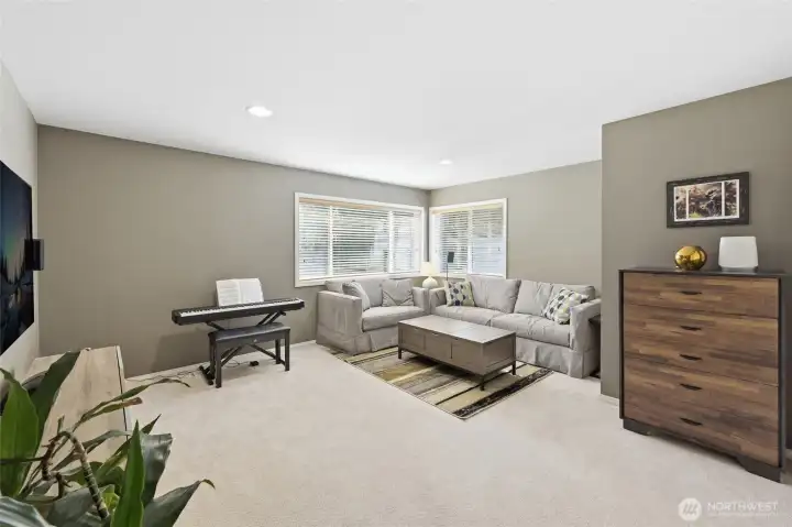 Bonus room or bedroom #4.