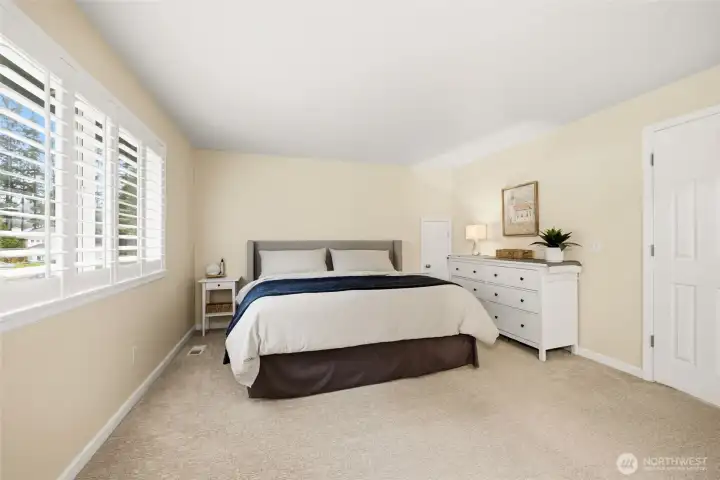 Spacious primary suite