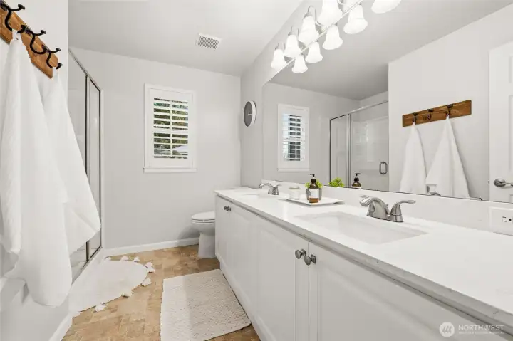 Primary ensuite bath