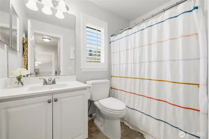 second upstairs full bath