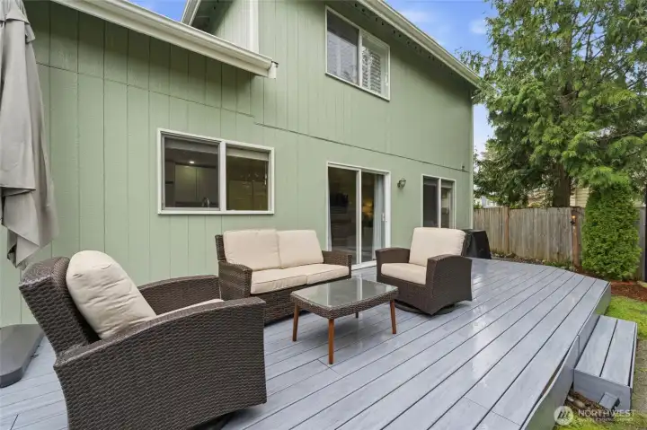 Enjoy back yard entertaining on this low maintenance trex deck