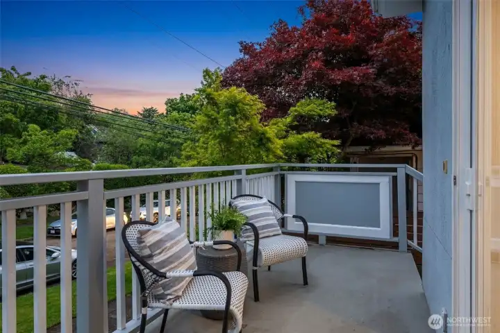 Lovely deck off the kitchen
