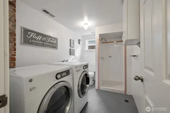 Downstairs 3/4 bath with laundry
