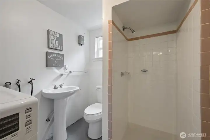 Downstairs 3/4 bath with laundry