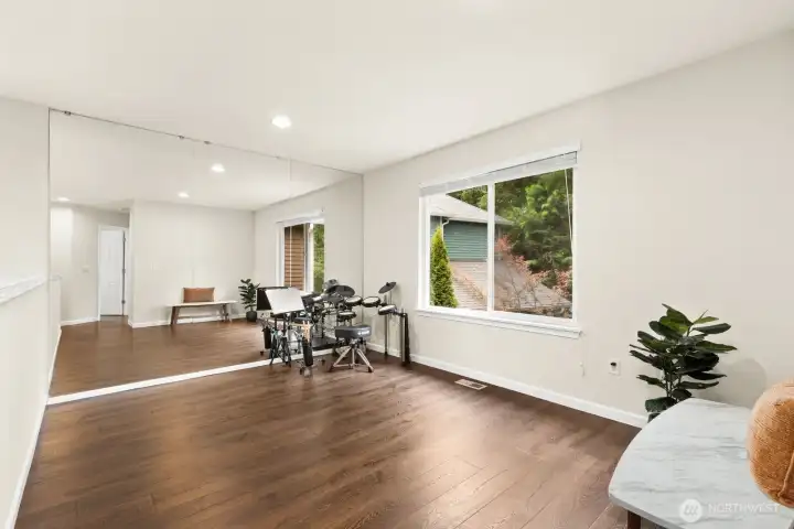 Upper floor living room / reading nook / gym