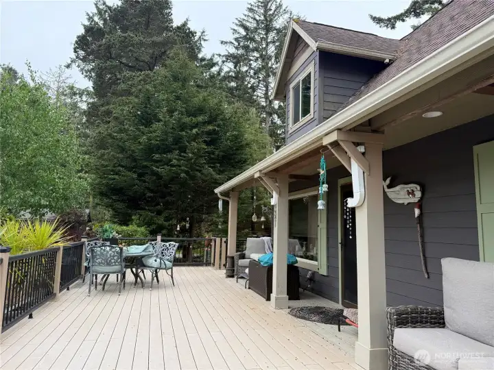 Front yard deck