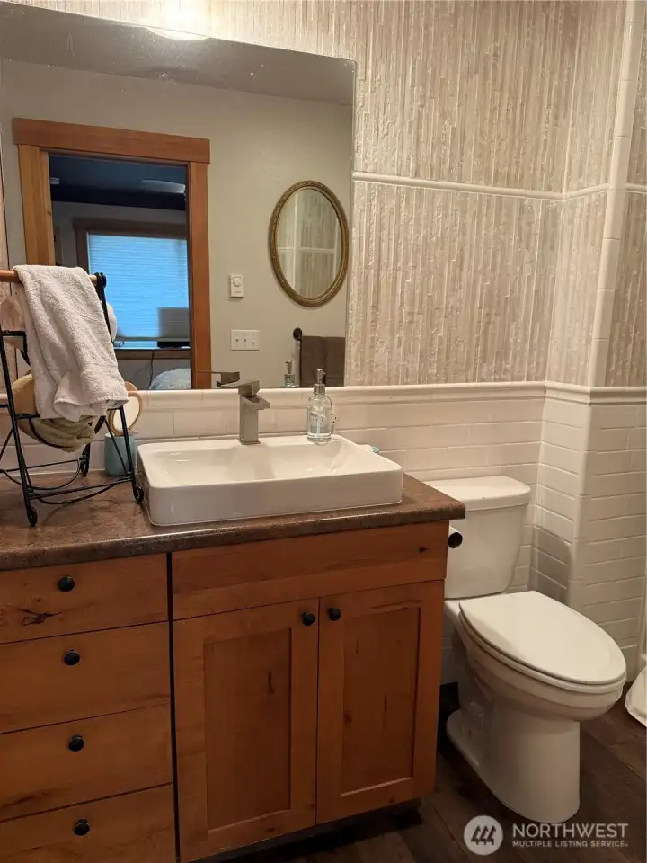Primary bath