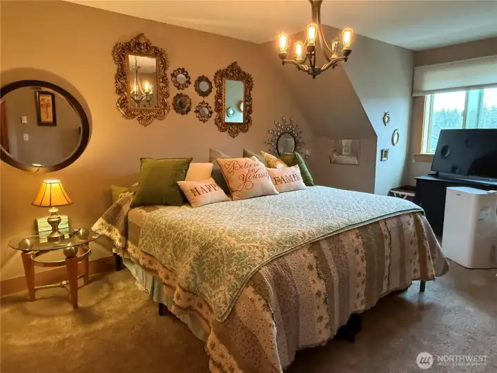 3rd bedroom upstairs