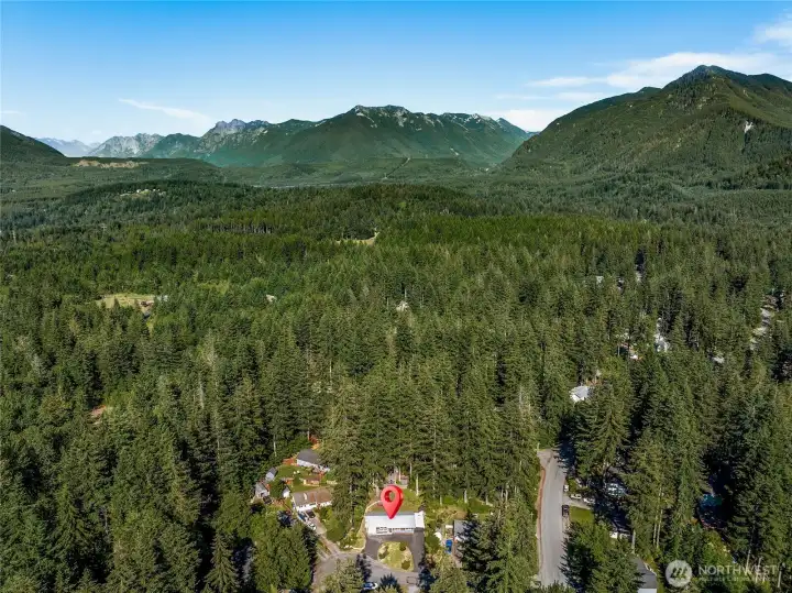 Surrounded by endless outdoor adventure opportunities, yet just minutes to town.