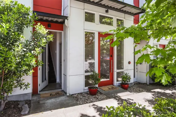 Separate entrances for commercial area, and living space