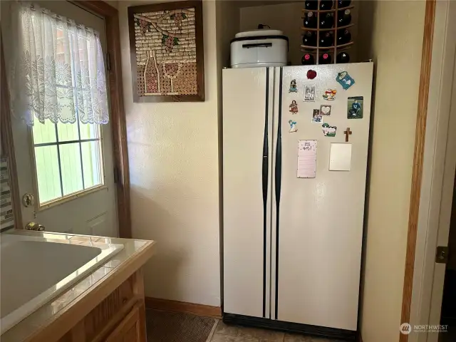 Additional refrigerator leading to deck