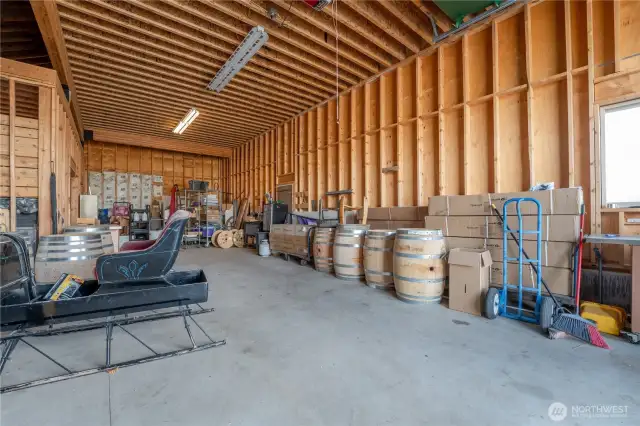 Expansive shop with 15ft ceilings.