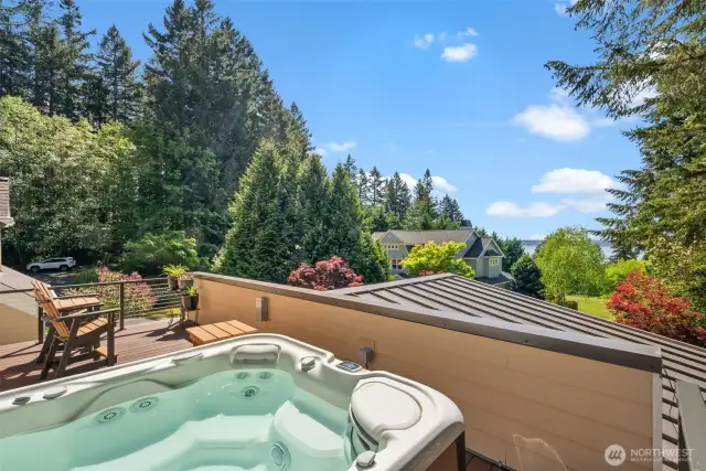 New hot tub stays with home