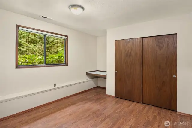 lower 4th bedroom