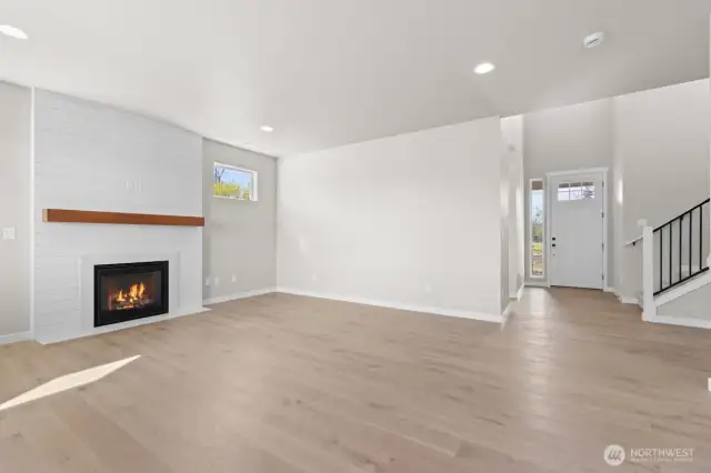 Photographs are for illustrative purposes only. Features, finishes, interior/exterior colors, landscaping and floorplan shown may vary from actual homes built.