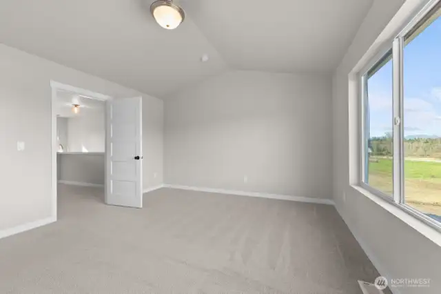 Photographs are for illustrative purposes only. Features, finishes, interior/exterior colors, landscaping and floorplan shown may vary from actual homes built.