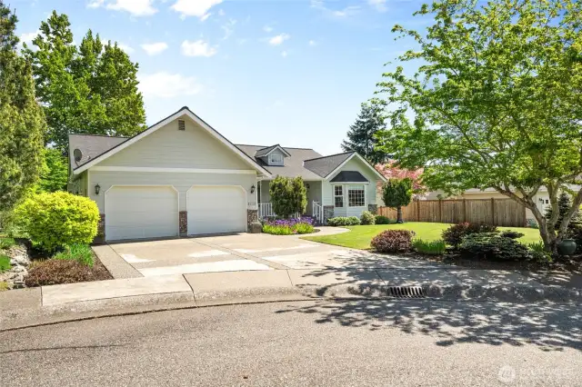 Gorgeous curb appeal and large driveway