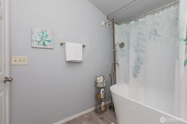 Studio bathroom.