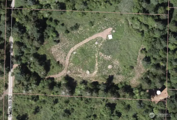 2023 Overhead - Interior has cleared building site but privacy is maintained with screening trees along the property lines.