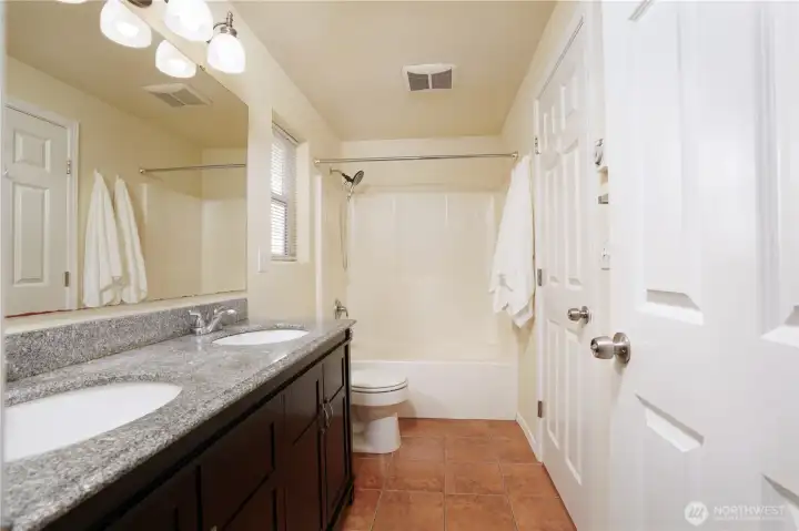 Master bathroom w/ double sinks