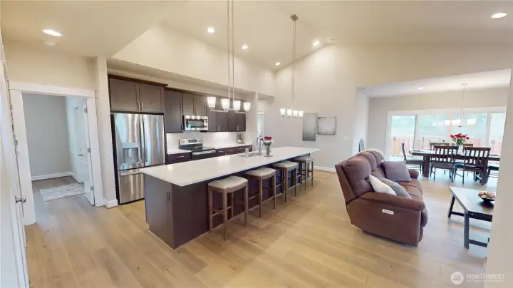 The 3rd bedroom, currently used as an office, is through the open door on the left.