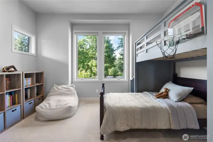 With impressive proportions and abundant natural light, this room is designed to adapt to a family’s evolving needs without sacrificing luxury.